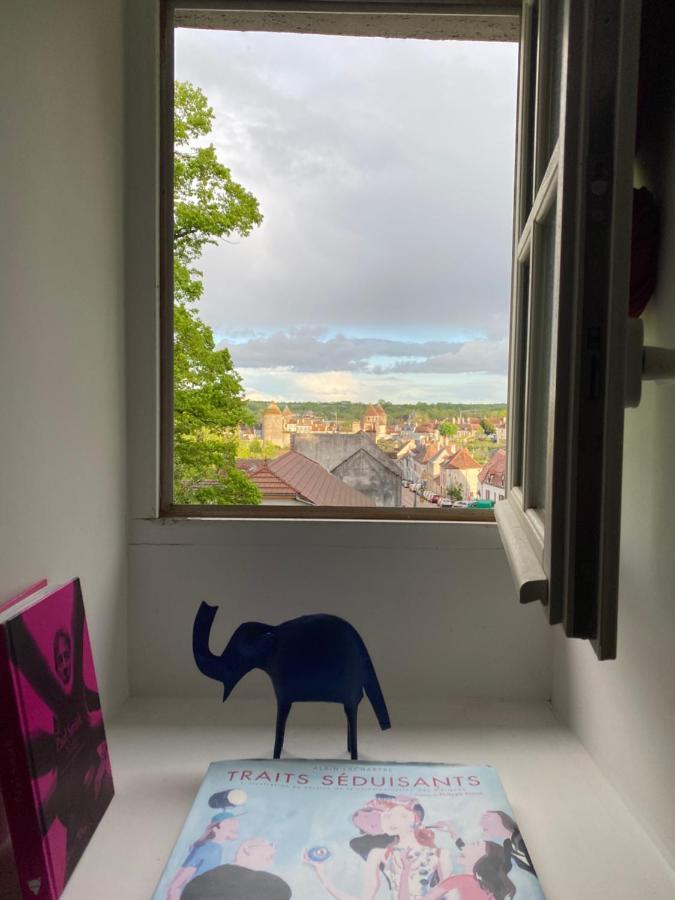 Les Chambres d'Hôtes du Bois Joli Semur-en-Auxois Exterior foto