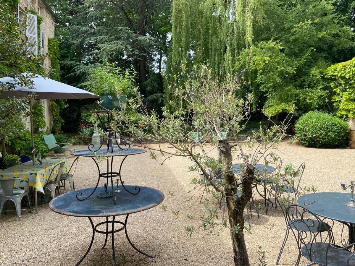 Les Chambres d'Hôtes du Bois Joli Semur-en-Auxois Exterior foto