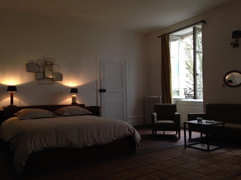 Les Chambres d'Hôtes du Bois Joli Semur-en-Auxois Exterior foto