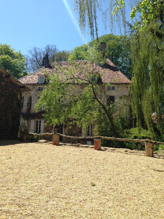 Les Chambres d'Hôtes du Bois Joli Semur-en-Auxois Exterior foto