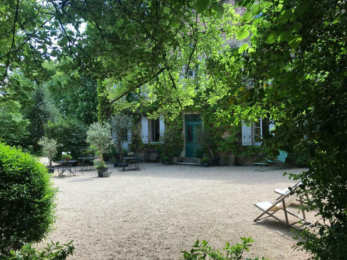 Les Chambres d'Hôtes du Bois Joli Semur-en-Auxois Exterior foto